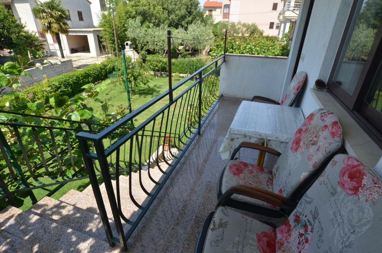 Koreni Apartments Ровінь Екстер'єр фото